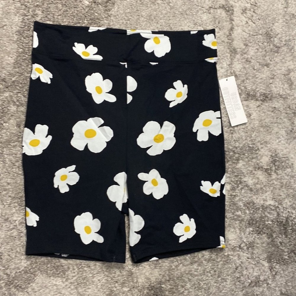 Black Daisy Print Urban Outfitters Bike Shorts